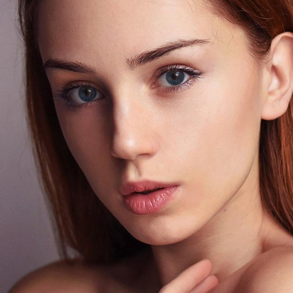 3 Tone Brilliant Blue Colored Contacts