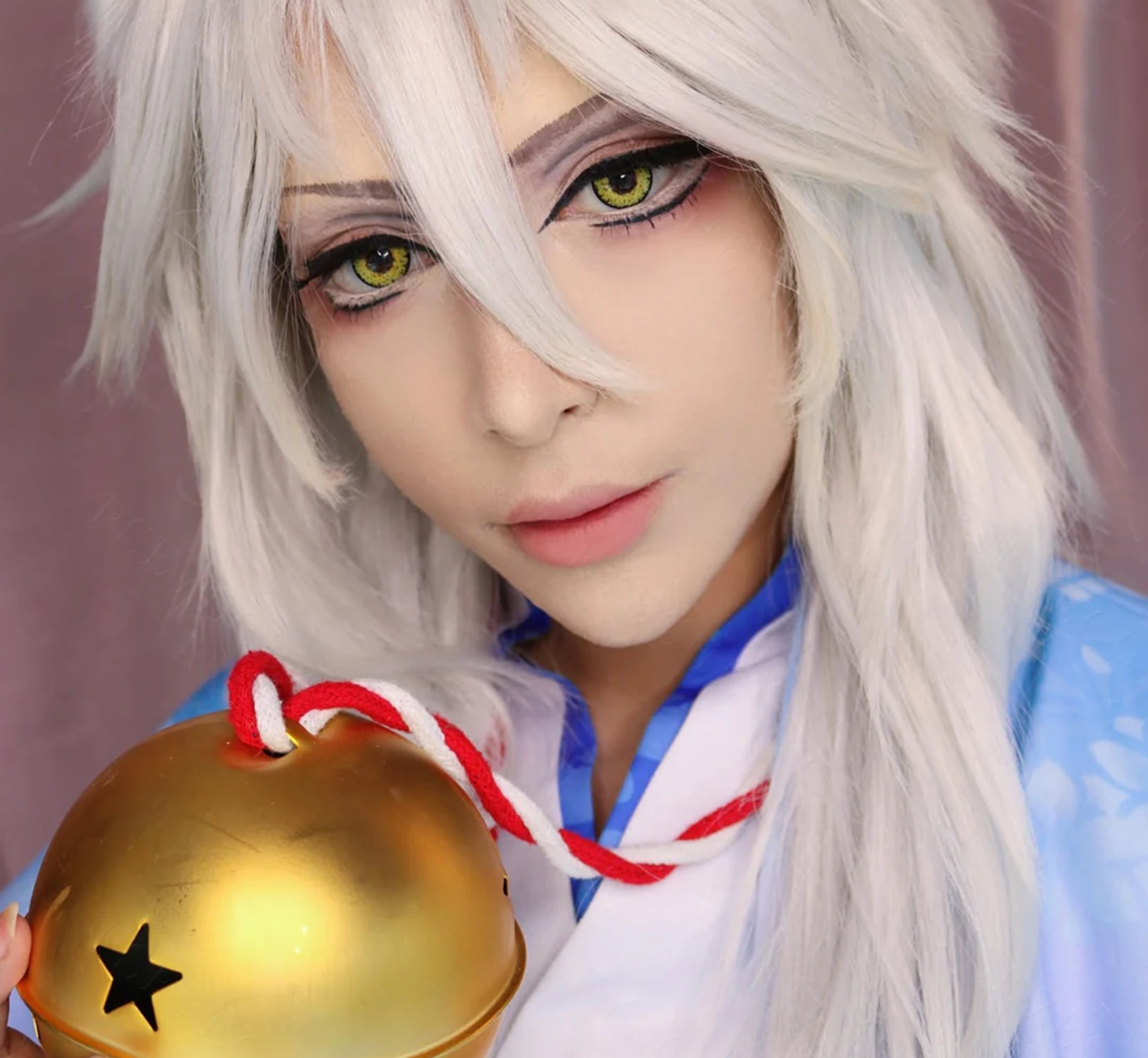 Twilight Yellow Vampire Halloween