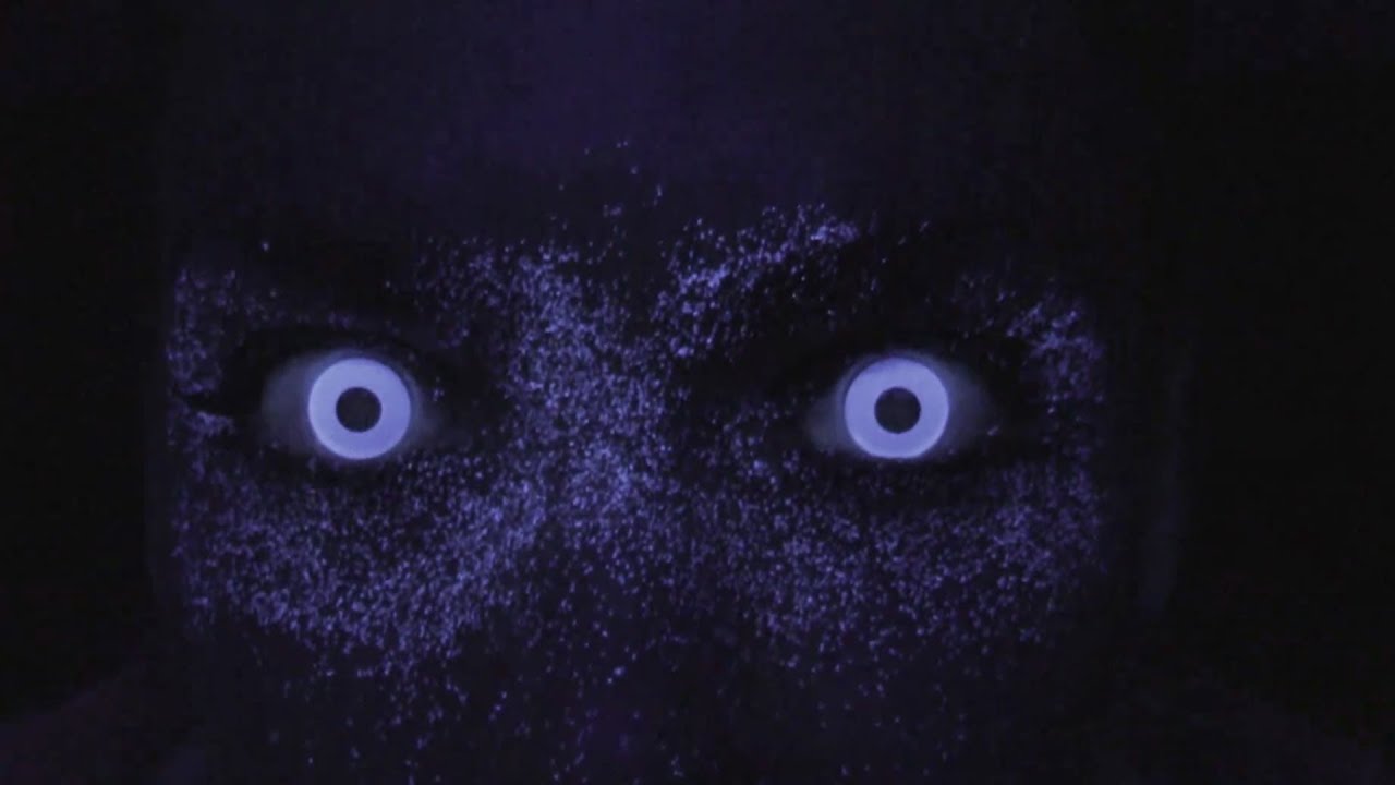 White UV I-Glow Halloween Coloured Contact Lenses (Neon)